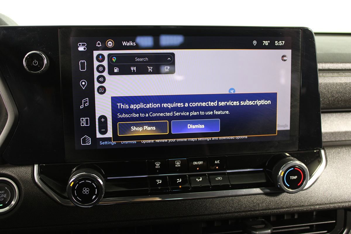 Used 2024 Chevrolet Colorado Trail Boss w/ Technology Package AWD/4WD image 18