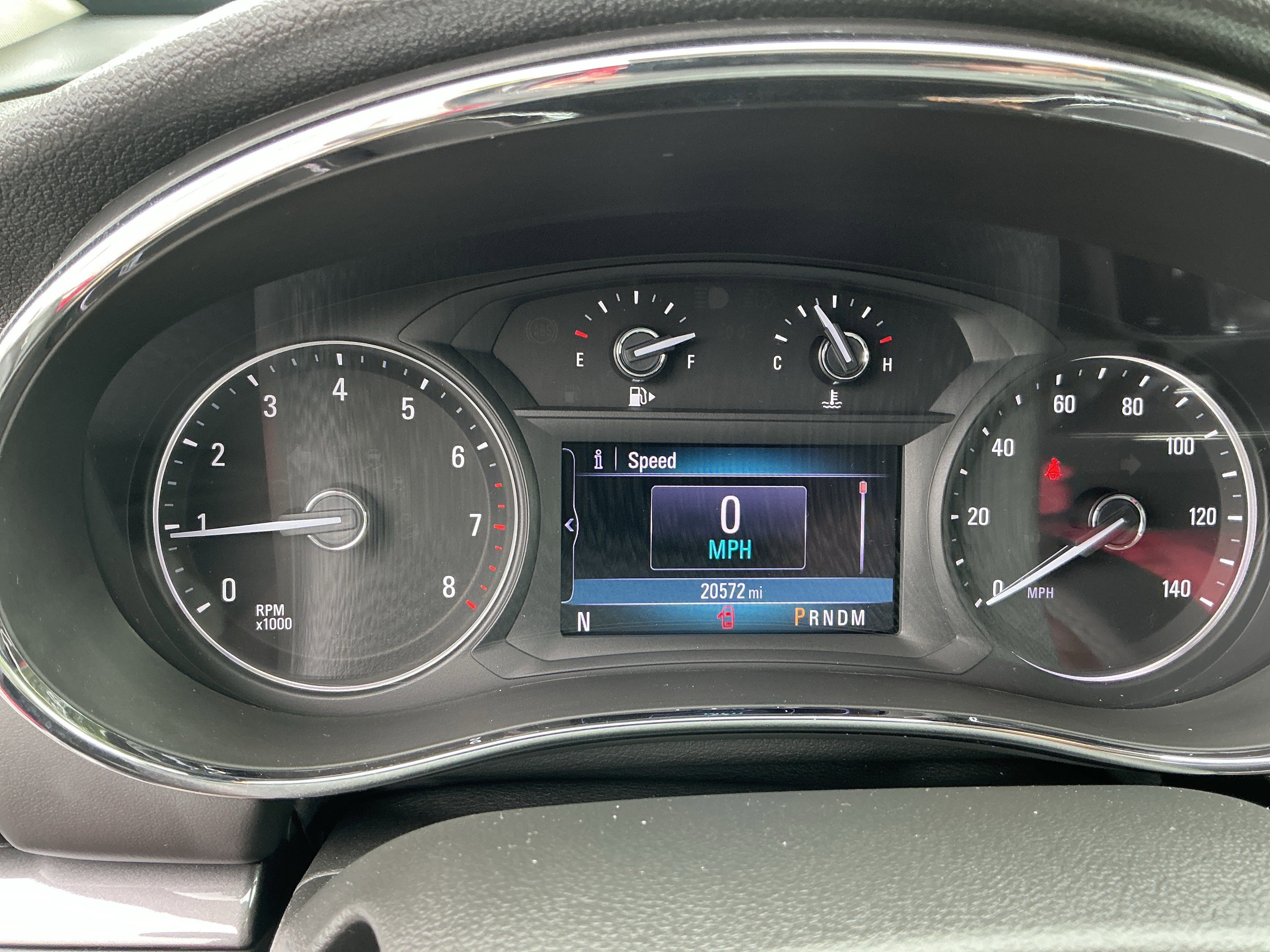 Used 2022 Buick Encore Preferred AWD/4WD image 19