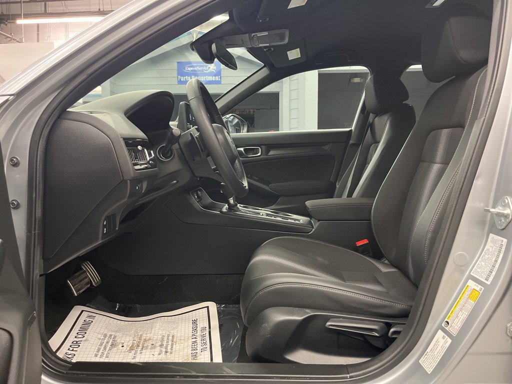 Used 2023 Honda Civic Sport image 10
