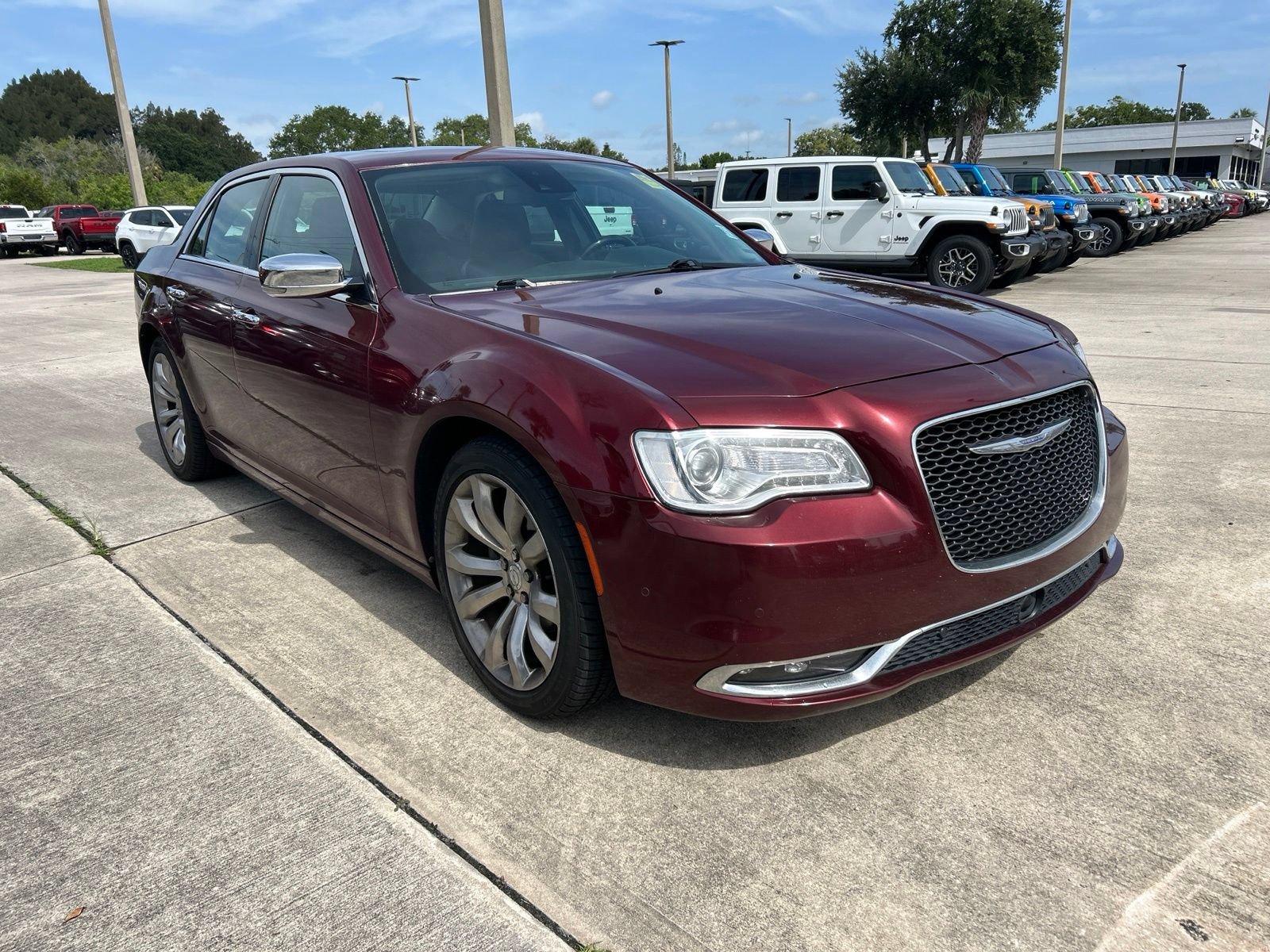 Used 2017 Chrysler 300 C w/ Safetytec Plus Group RWD image 22
