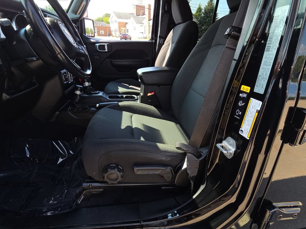Certified 2020 Jeep Wrangler Unlimited Sport AWD/4WD image 18