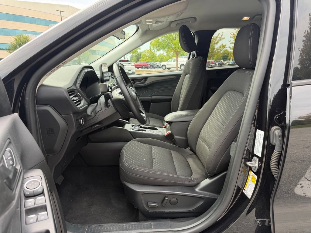 Used 2024 Ford Escape Active AWD/4WD image 11