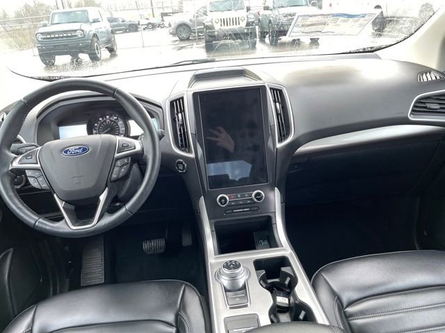 Used 2024 Ford Edge SEL w/ Convenience Package image 12