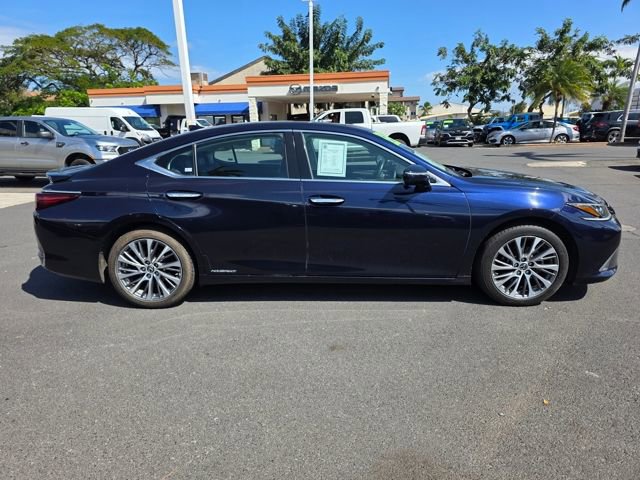 Used 2020 Lexus ES 300h w/ Premium Package image 8