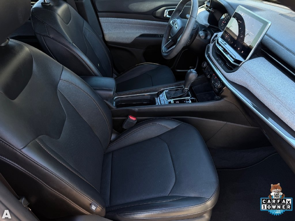 Certified 2023 Jeep Compass Latitude w/ Sun and Sound Group AWD/4WD image 15