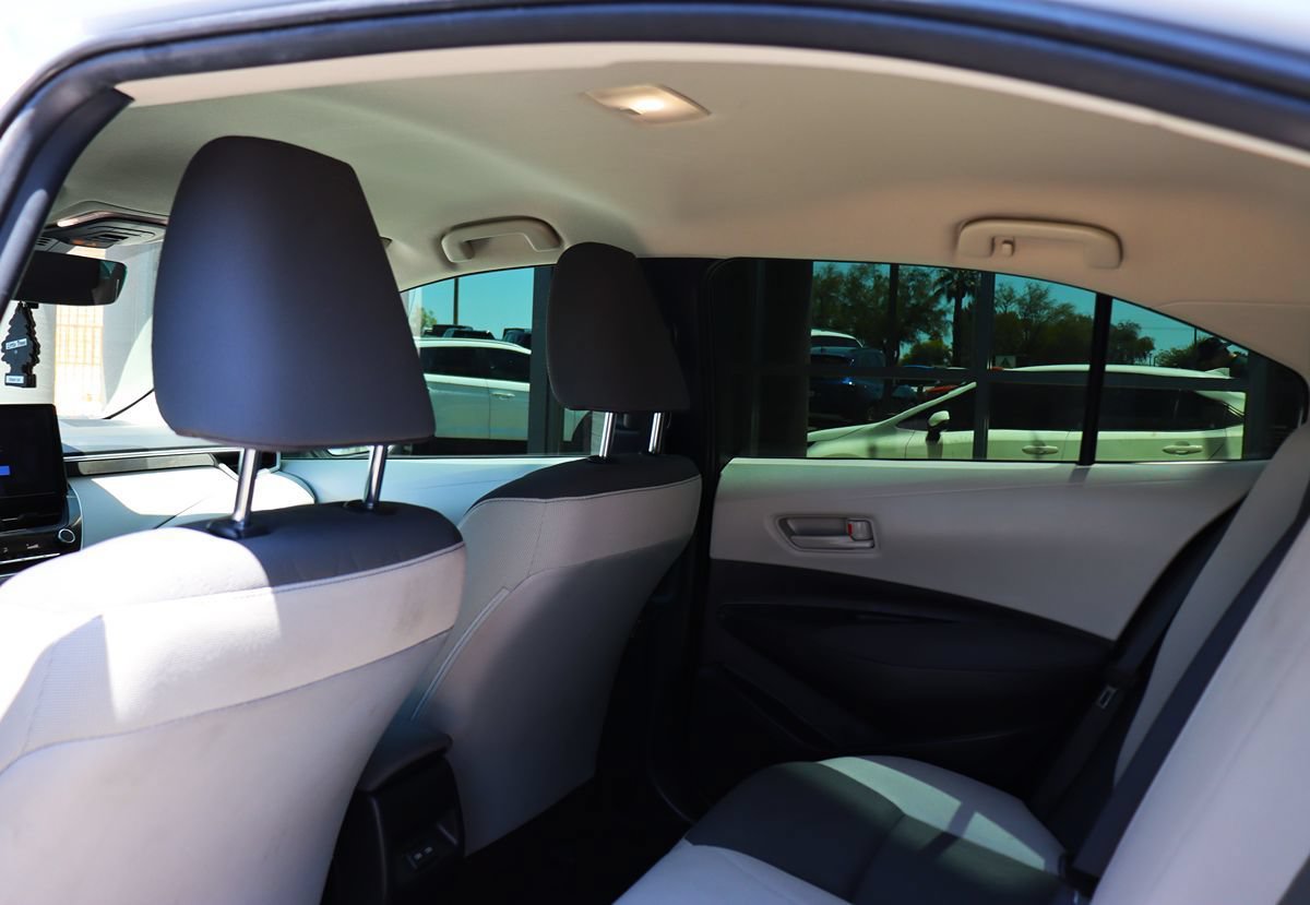 Used 2023 Toyota Corolla LE w/ Carpet Mat Package (TMS) FWD image 34