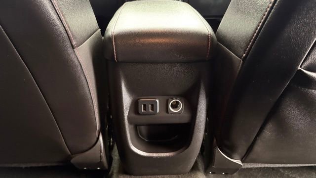 Used 2016 GMC Canyon SLE w/ All Terrain Adventure Package image 27