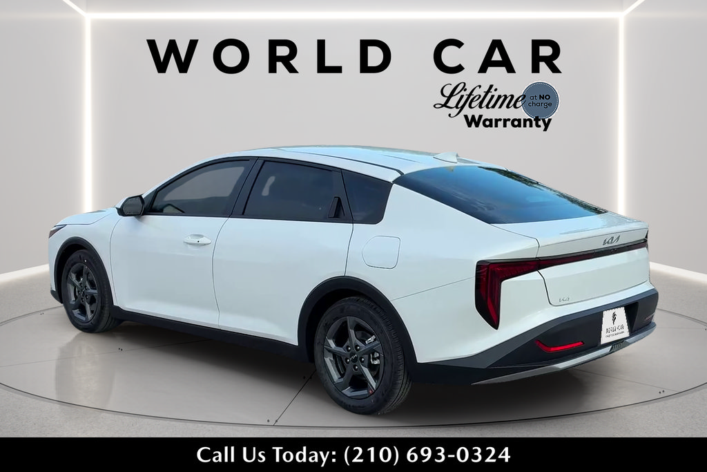 New 2026 Kia K4 FWD image 5