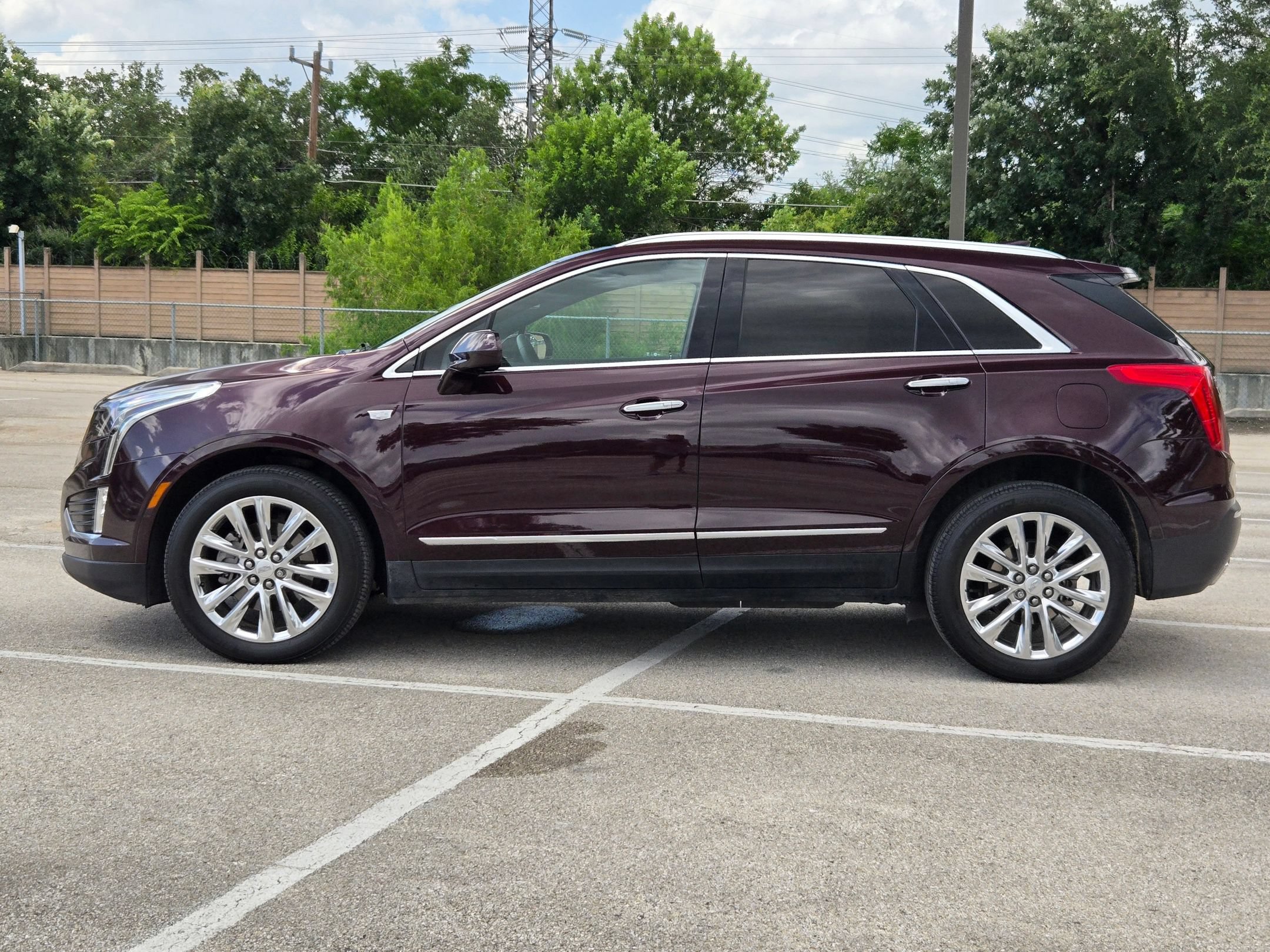 Used 2017 Cadillac XT5 Platinum AWD/4WD image 7