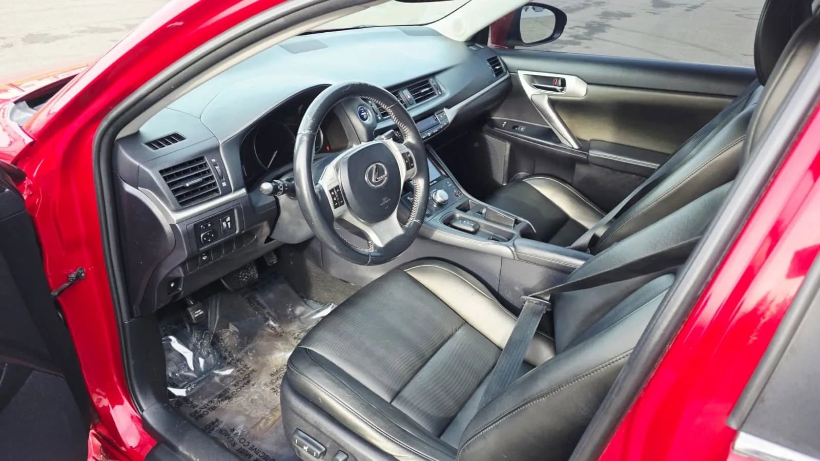 Used 2013 Lexus CT 200h FWD image 9