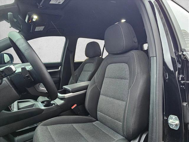 Used 2025 GMC Terrain Elevation w/ Technology Package II image 20