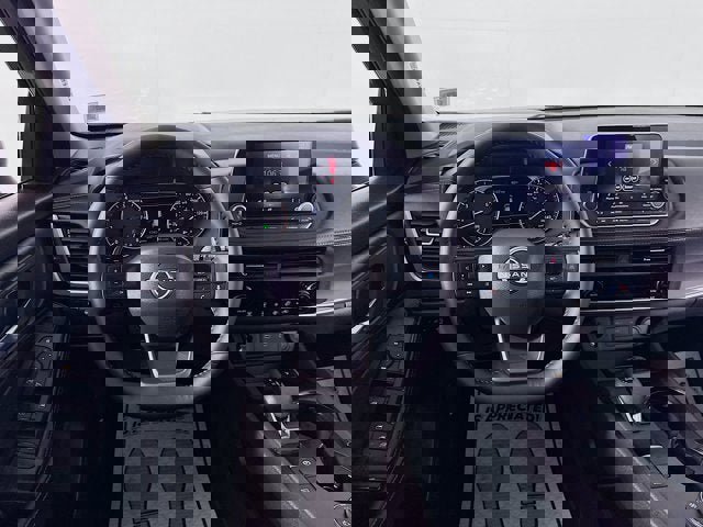 Certified 2026 Nissan Rogue SV image 17