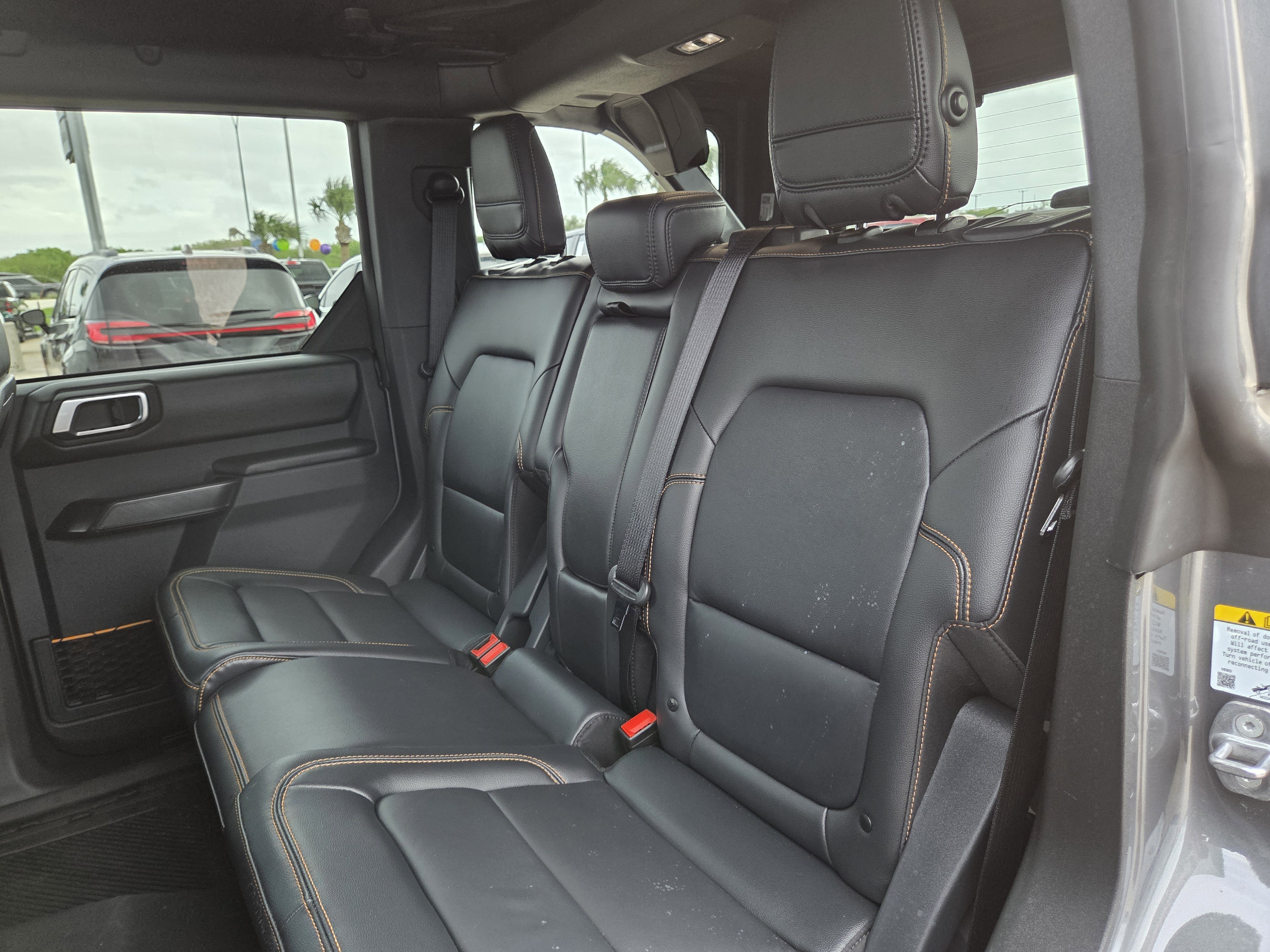 Used 2024 Ford Bronco Badlands AWD/4WD image 22