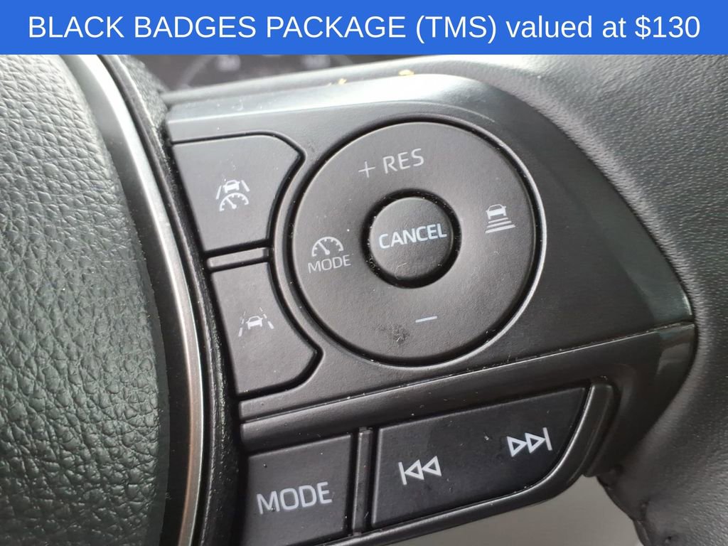 Used 2025 Toyota Corolla Cross LE w/ Moonroof Package image 10