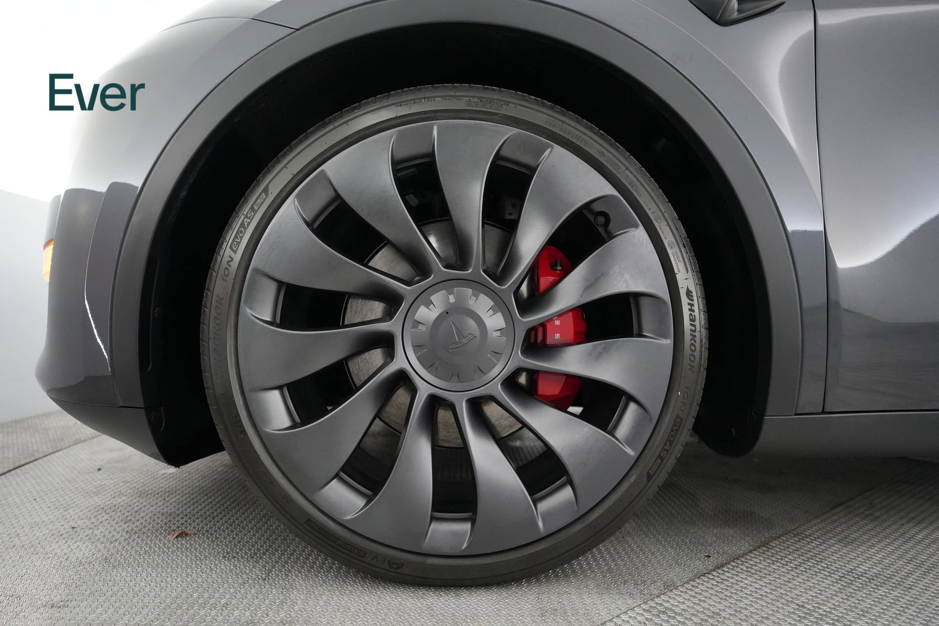 Used 2025 Tesla Model Y Performance image 22