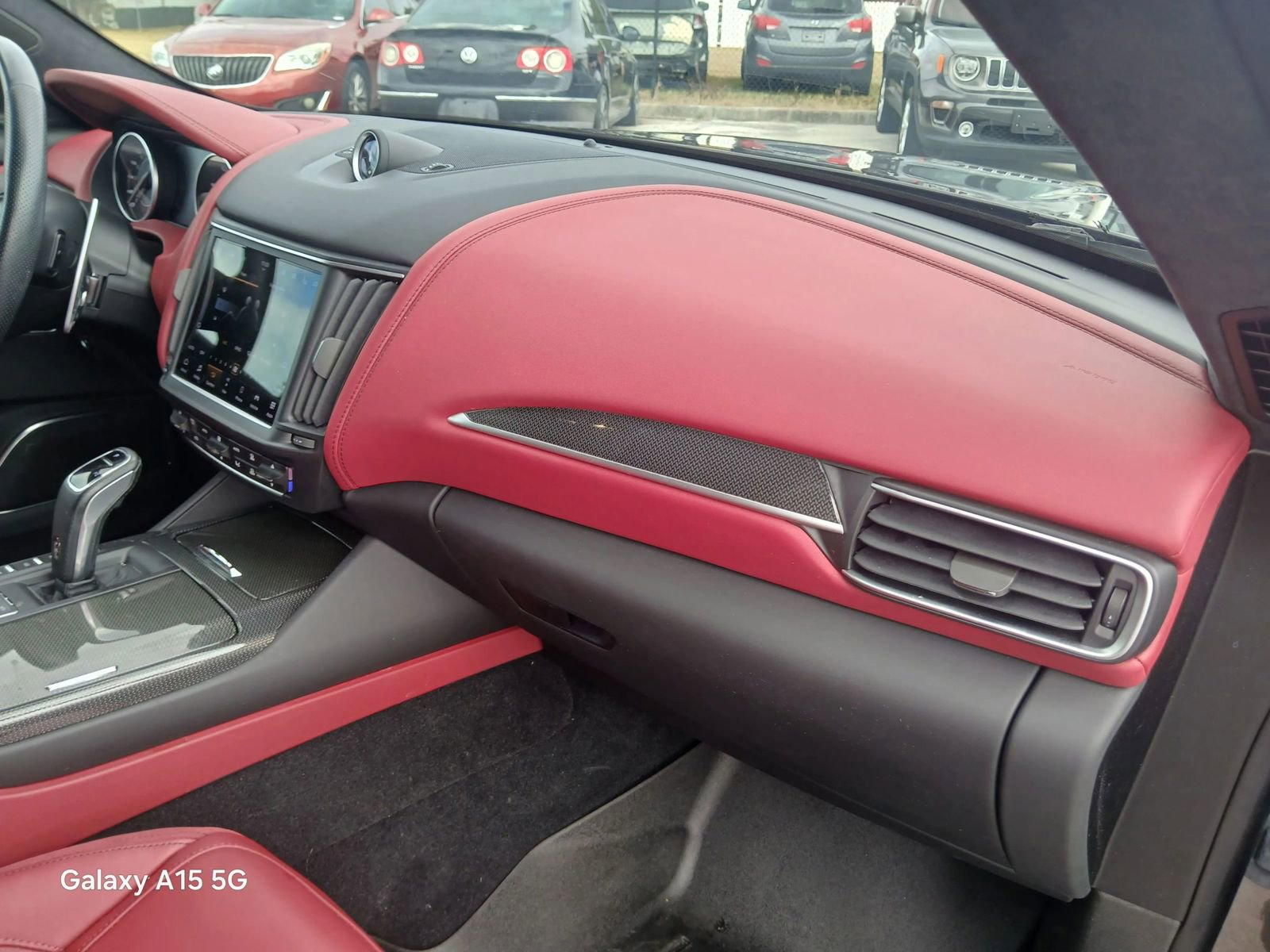 Used 2022 Maserati Levante GT image 17