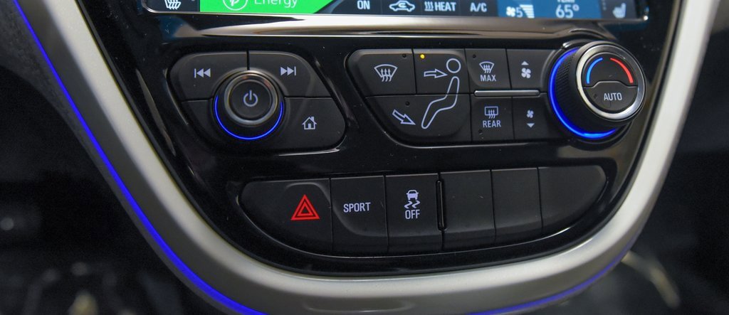 Used 2019 Chevrolet Bolt Premier w/ Infotainment Package image 19