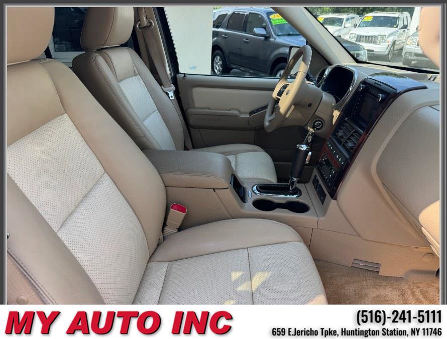 Used 2010 Ford Explorer Limited image 28