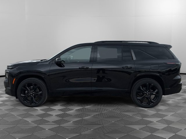 New 2027 Chevrolet Traverse RS w/ LPO, Floor Liner Package AWD/4WD image 2