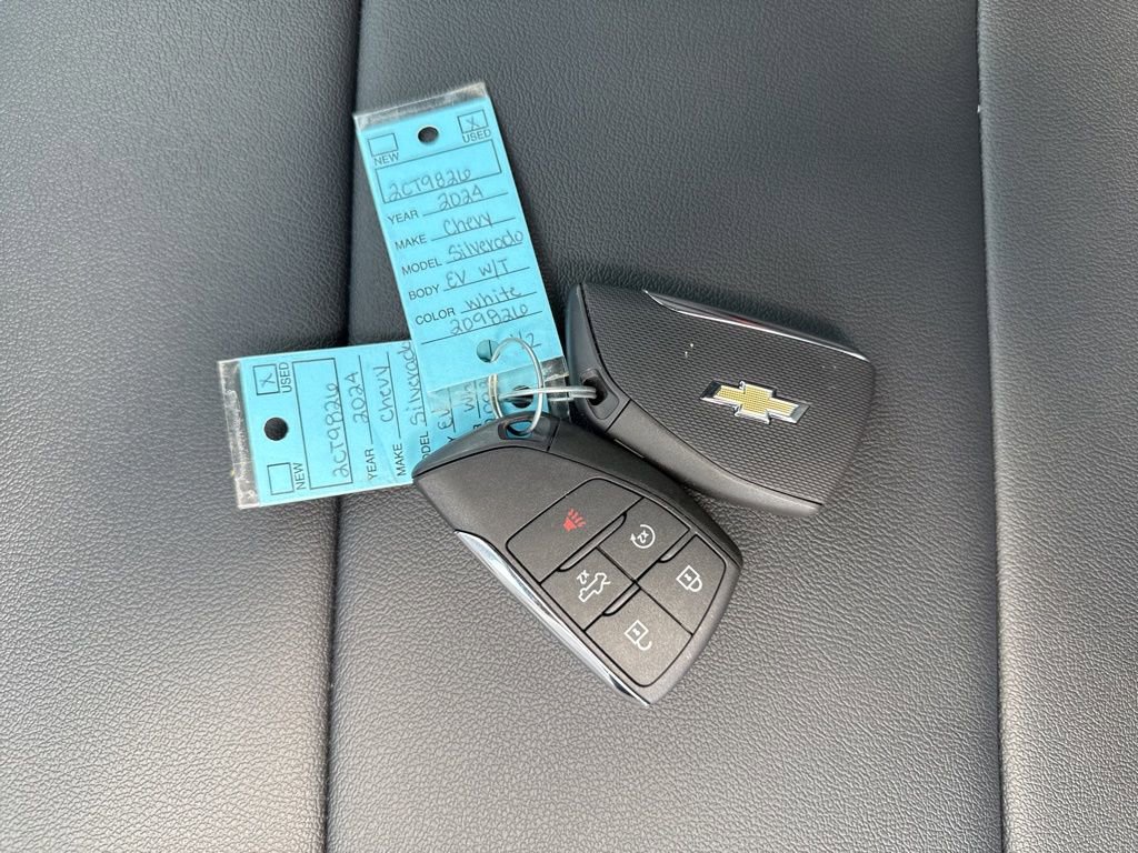 Used 2024 Chevrolet Silverado EV W/T image 37