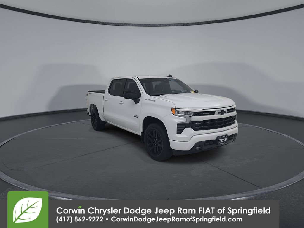 Used 2024 Chevrolet Silverado 1500 RST AWD/4WD image 2