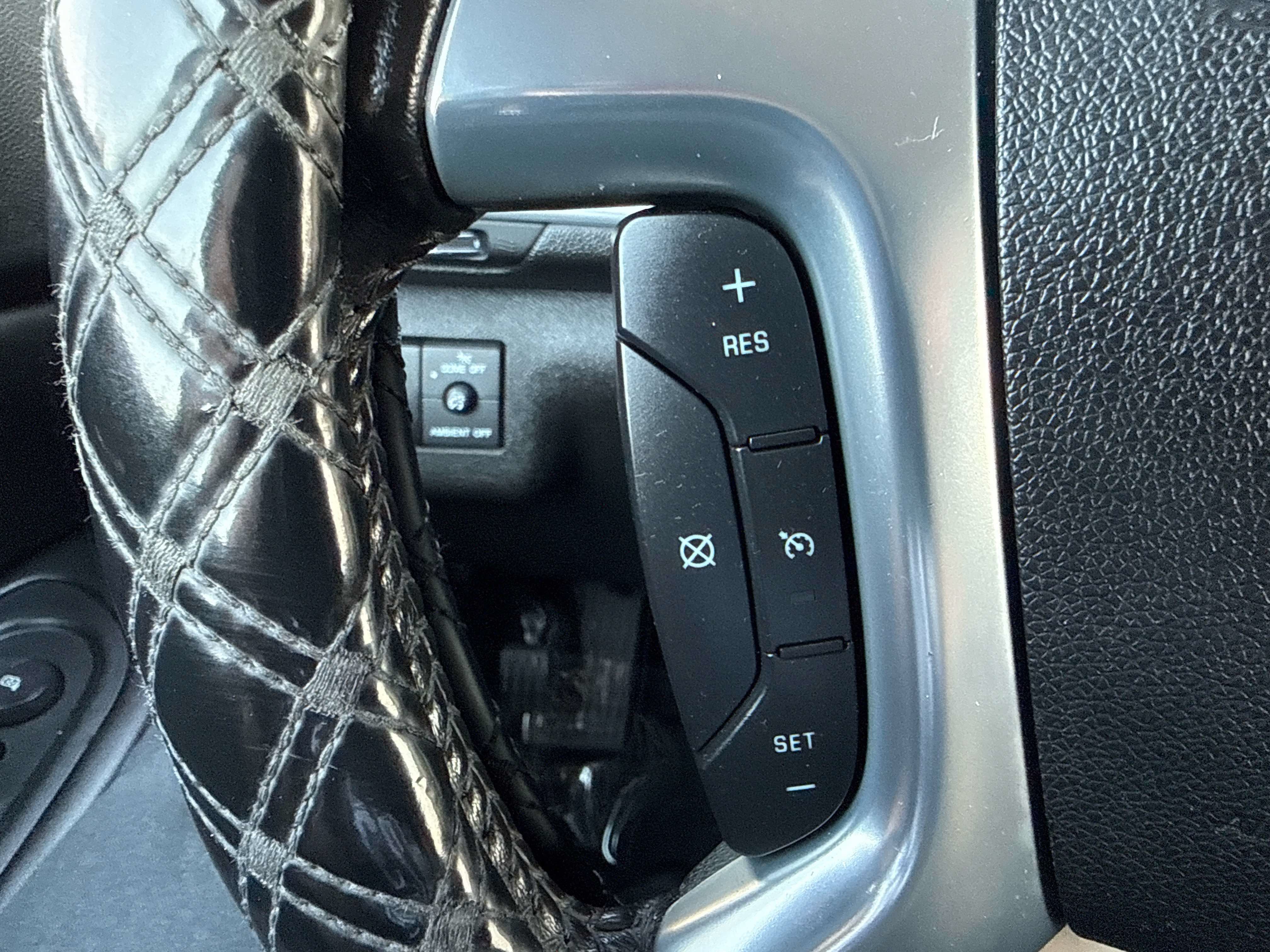Used 2017 Chevrolet Traverse LT FWD image 26