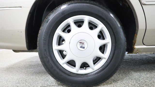 Used 2002 Buick Century Custom w/ Custom Premium Pkg image 19