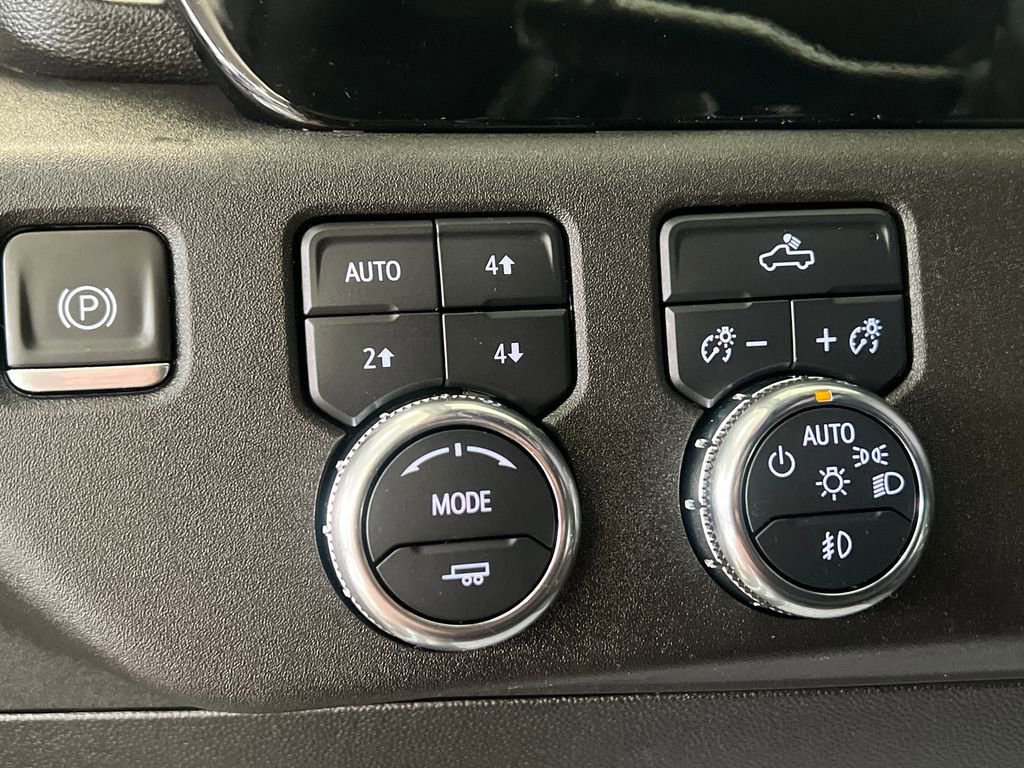 Used 2023 GMC Sierra 1500 Elevation w/ X31 Off-Road Package AWD/4WD image 31