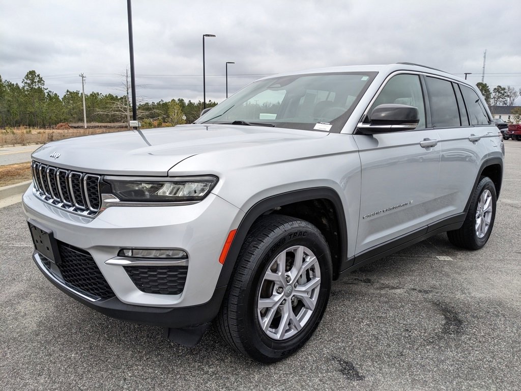 Used 2022 Jeep Grand Cherokee Limited image 64