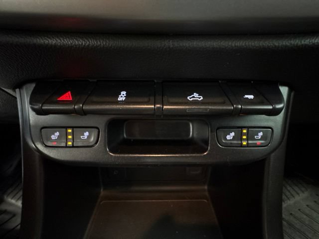 Used 2018 Chevrolet Colorado LT w/ Luxury Package, Chrome AWD/4WD image 28