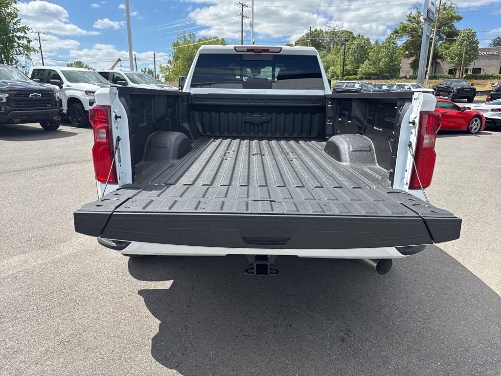 New 2026 Chevrolet Silverado 3500 High Country w/ Technology Package AWD/4WD image 30