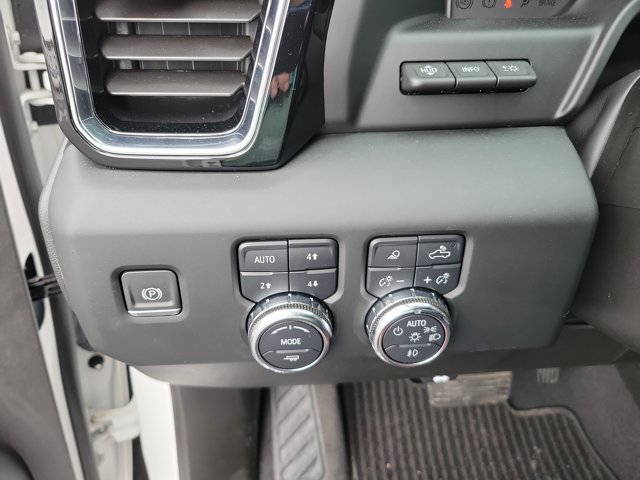 Used 2024 GMC Sierra 1500 Denali Ultimate AWD/4WD image 27