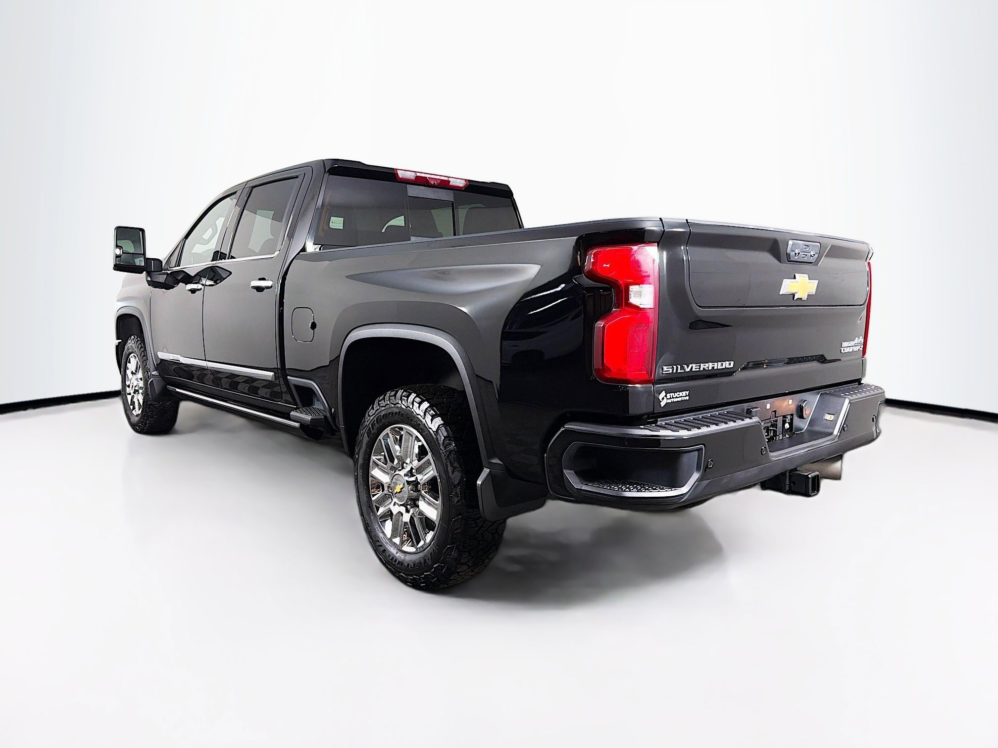 Used 2024 Chevrolet Silverado 2500 High Country w/ High Country Premium Package image 6