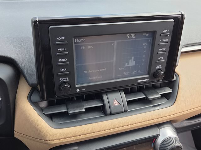 Used 2021 Toyota RAV4 LE FWD image 21
