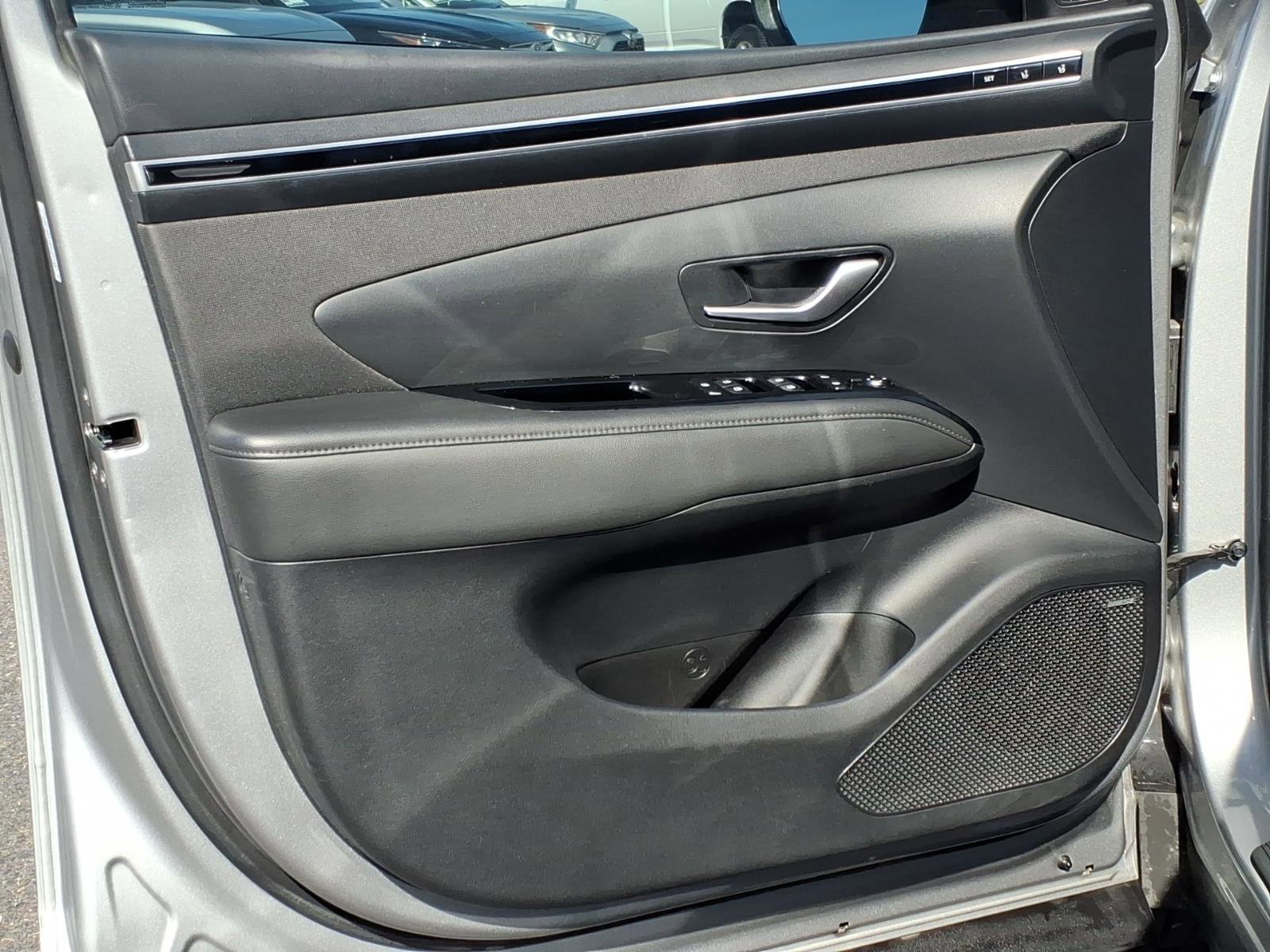Used 2024 Hyundai Tucson Limited AWD/4WD image 17