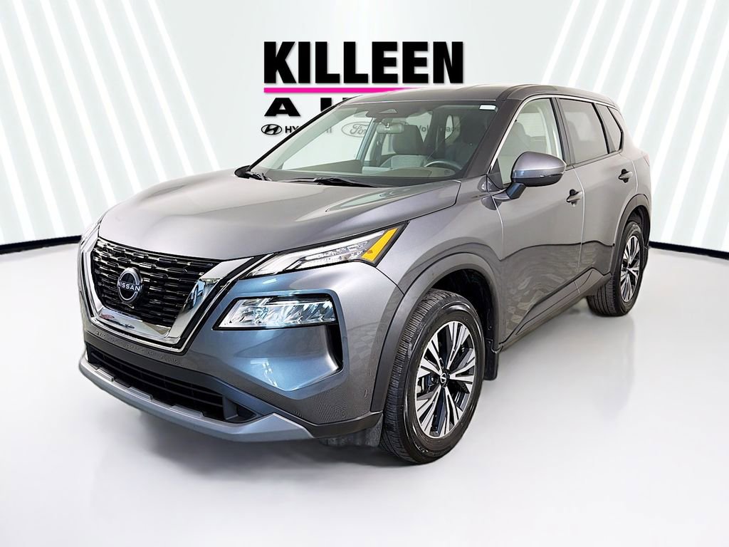Used 2022 Nissan Rogue SV image 3