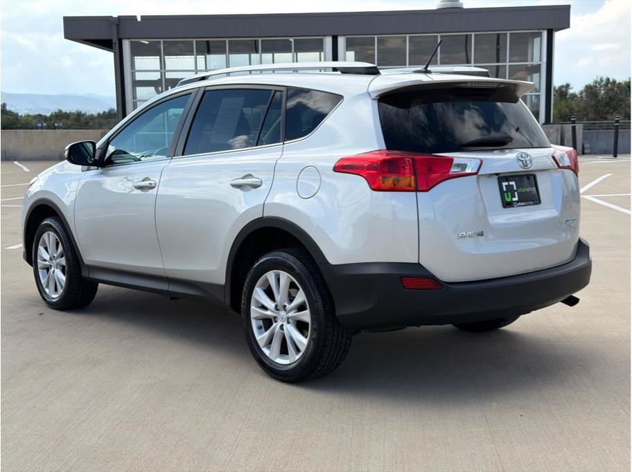 Used 2015 Toyota RAV4 Limited AWD/4WD image 6