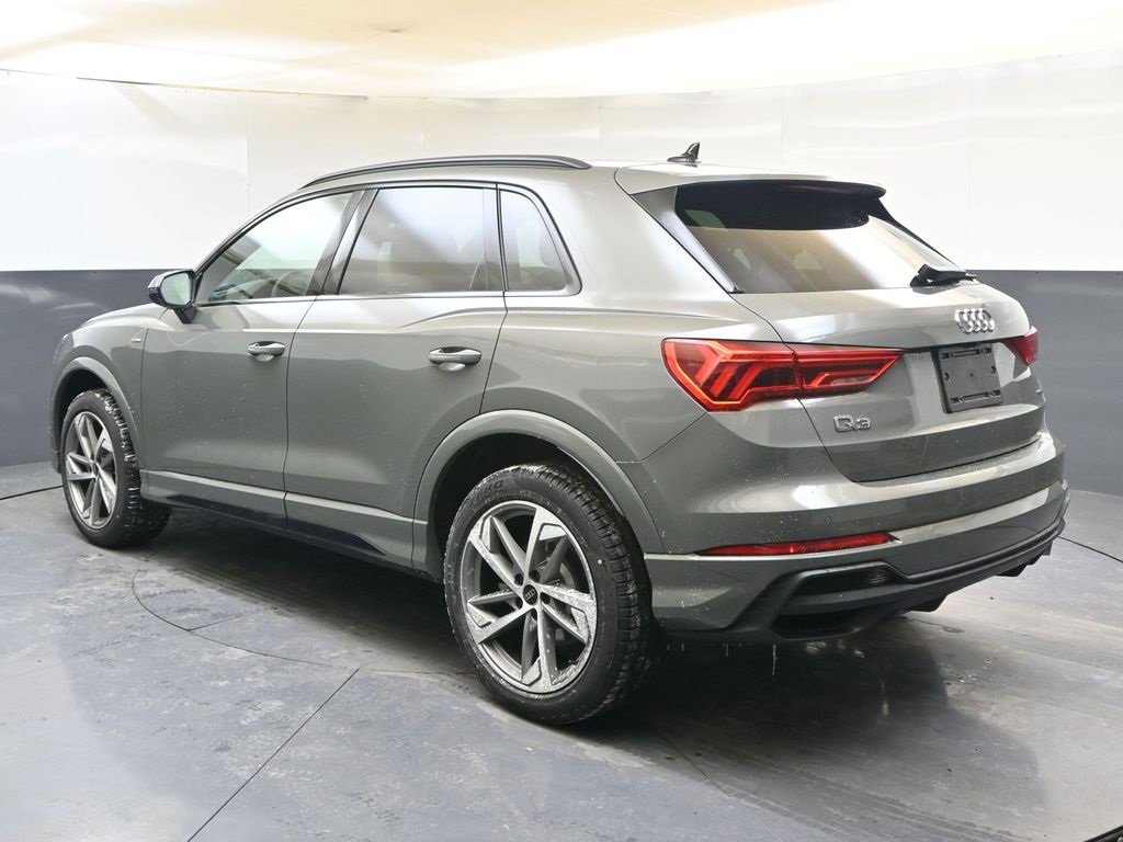 New 2025 Audi Q3 2.0T Premium image 3