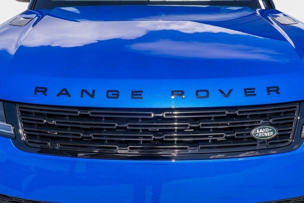 New 2025 Land Rover Range Rover Sport Autobiography AWD/4WD image 9