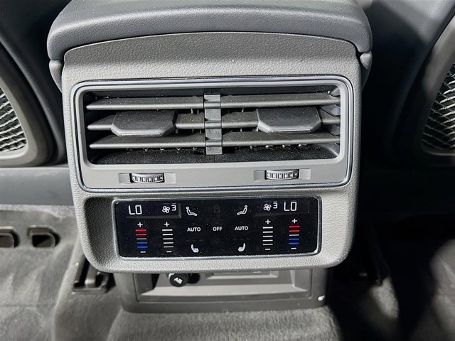 Used 2023 Audi SQ8 Prestige w/ Prestige Package image 27