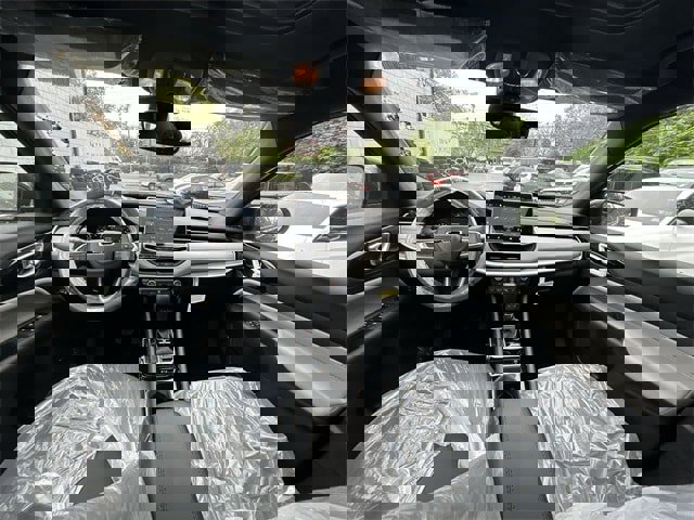 New 2025 Jeep Compass Limited w/ Sun & Sound Group image 11