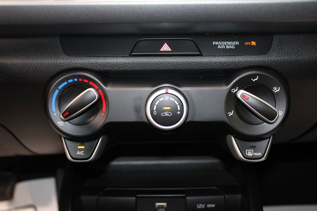 Used 2023 Kia Rio S image 31