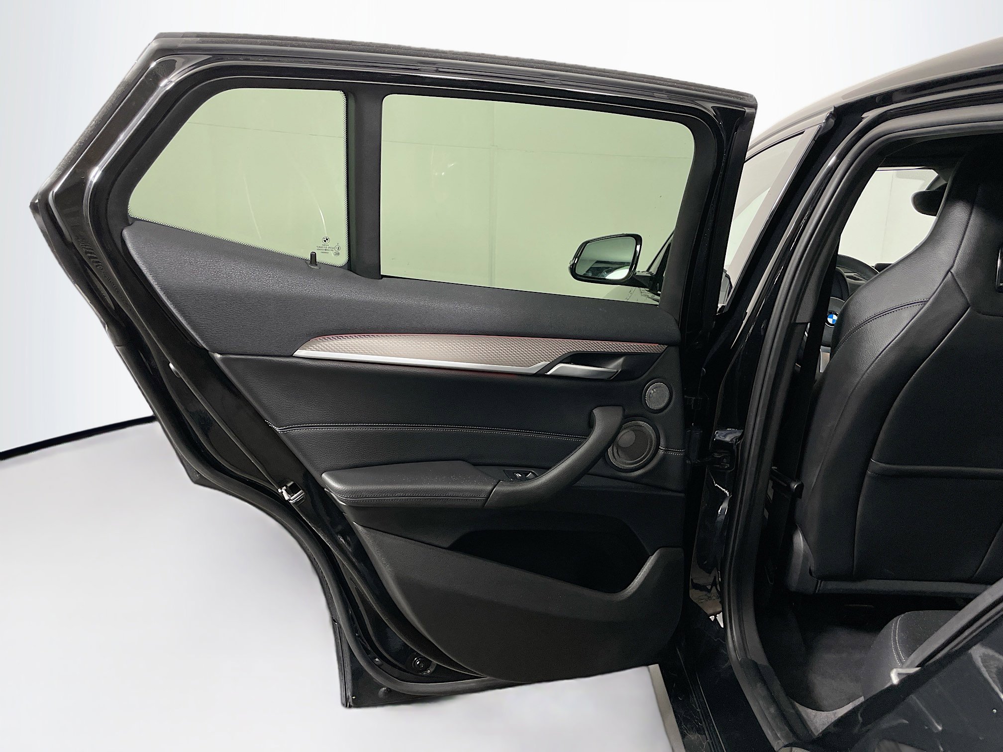 Used 2022 BMW X2 M35i w/ Premium Package image 27