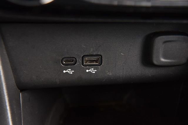 Used 2024 Buick Encore GX Sport Touring image 15