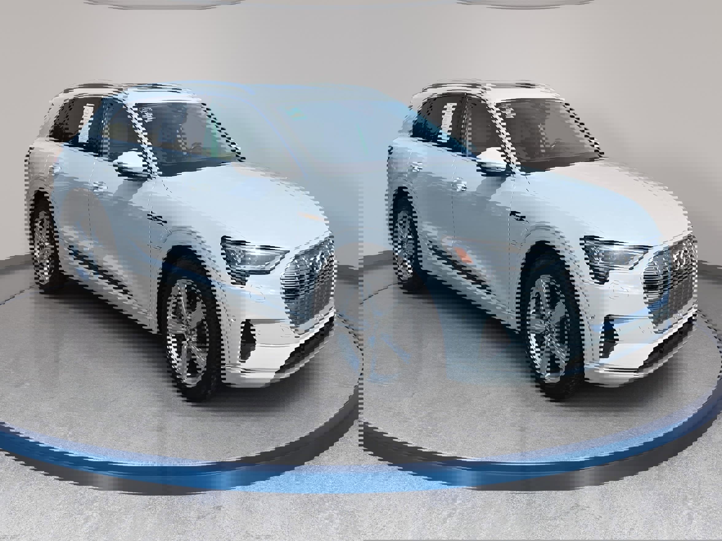 Used 2019 Audi e-tron Premium Plus AWD/4WD image 3