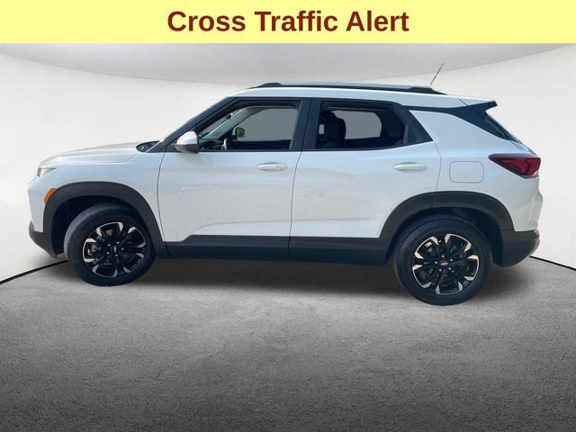 Used 2023 Chevrolet TrailBlazer LT w/ Convenience Package FWD image 6