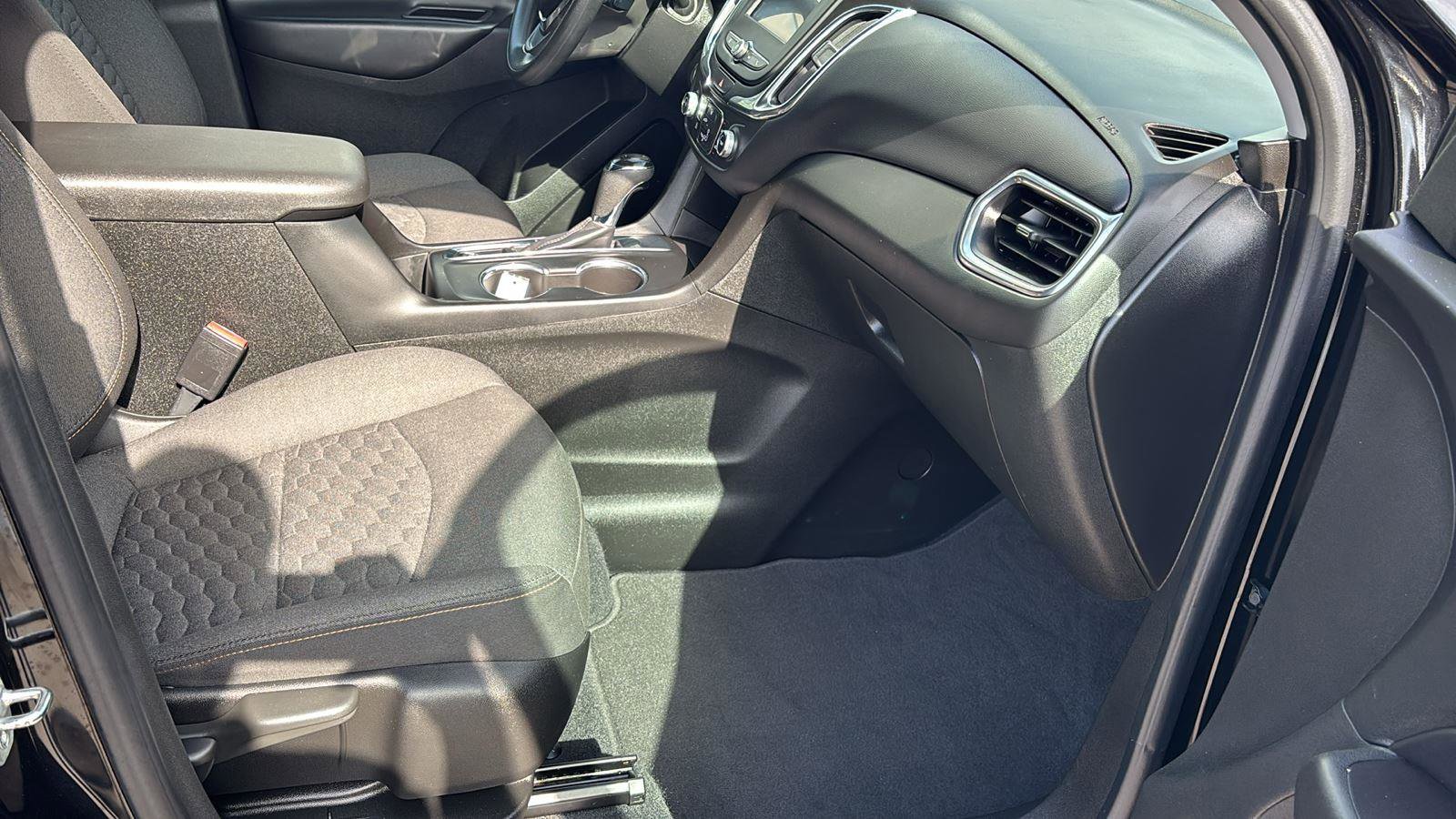 Used 2020 Chevrolet Equinox LT image 16