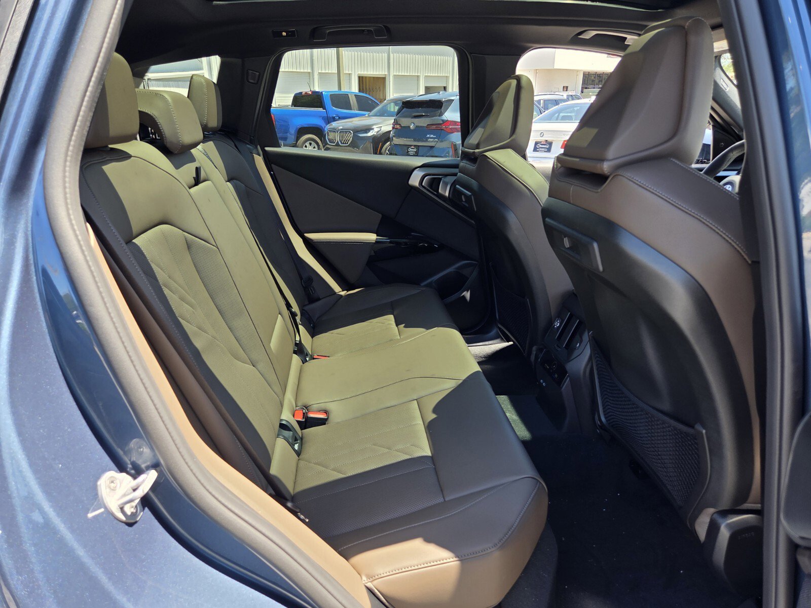 New 2026 BMW X3 xDrive30 w/ M Sport Package AWD/4WD image 16