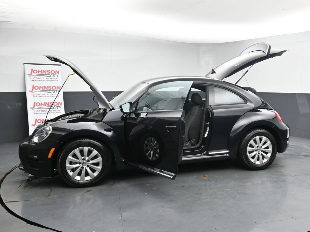 Used 2019 Volkswagen Beetle 2.0T S image 43