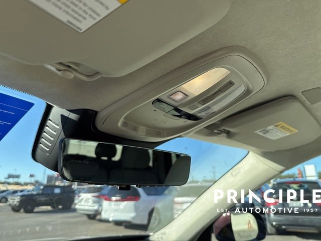 Certified 2026 Volvo XC90 B6 Ultra w/ Lounge Package image 16